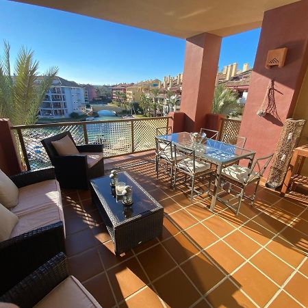 Apartamento Con Terraza Sobre La Marina De Sotogrande San Roque  Esterno foto