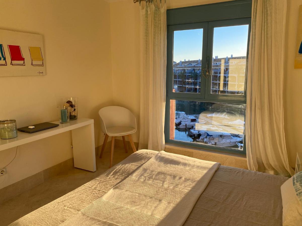 Apartamento Con Terraza Sobre La Marina De Sotogrande San Roque  Esterno foto