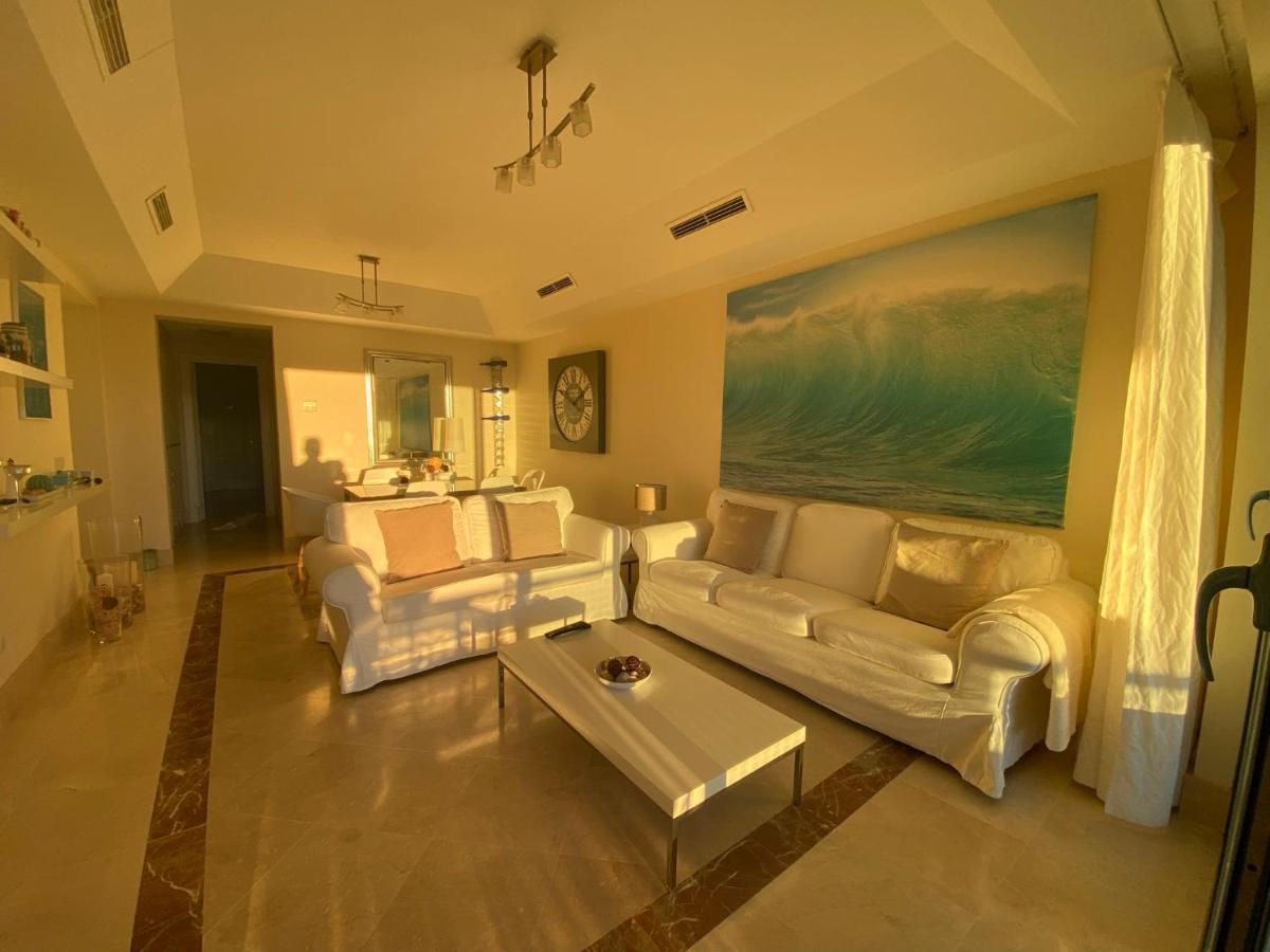 Apartamento Con Terraza Sobre La Marina De Sotogrande San Roque  Esterno foto
